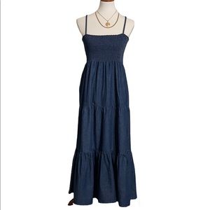 Amour Boutique Tiered Ruffle/Smocked Denim Dress Size Medium